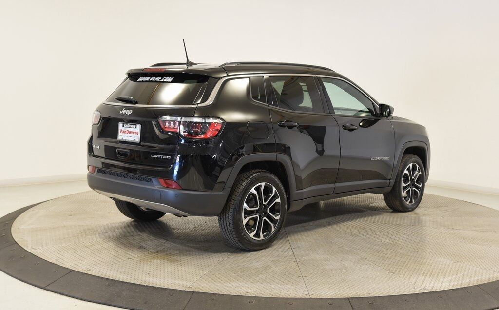 2024 Jeep Compass Limited Akron OH