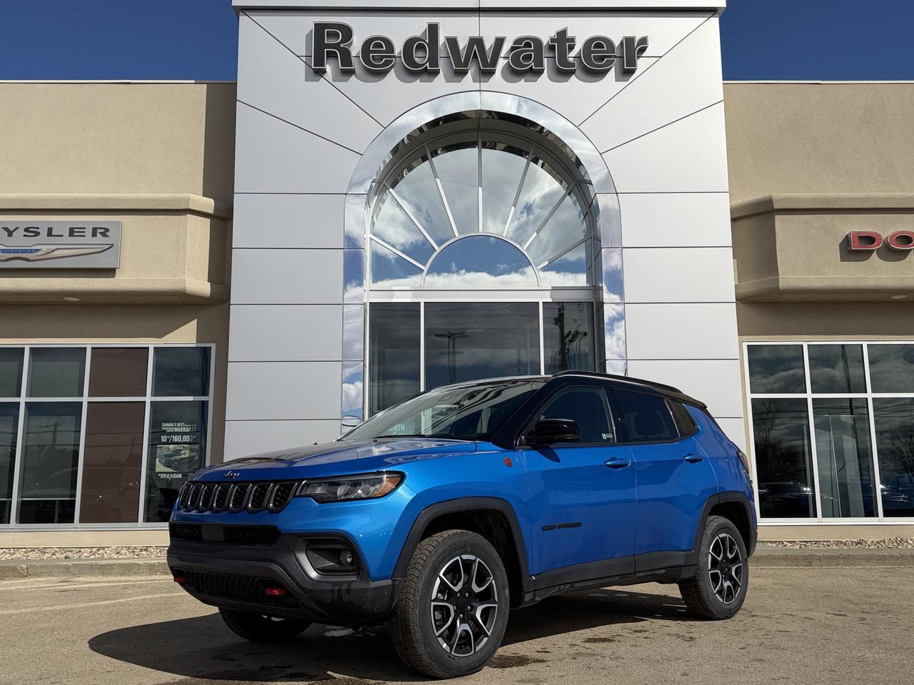 2024 Jeep Compass Trailhawk 4x4 | 2L Turbo | NAV | Leather | Heated Seats | Remote Start | Power Liftgate