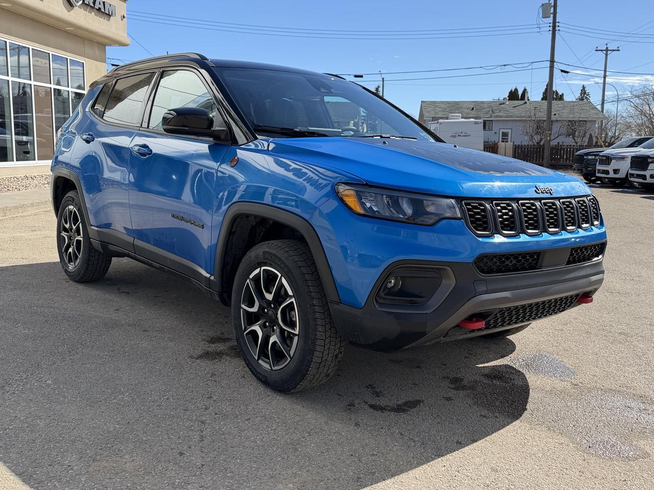 2024 Jeep Compass Trailhawk 4x4 | 2L Turbo | NAV | Leather | Heated Seats | Remote Start | Power Liftgate Redwater AB