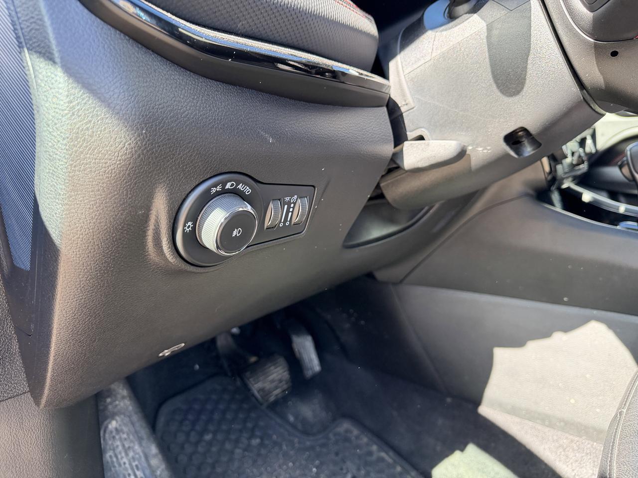 2024 Jeep Compass Trailhawk 4x4 | 2L Turbo | NAV | Leather | Heated Seats | Remote Start | Power Liftgate Redwater AB