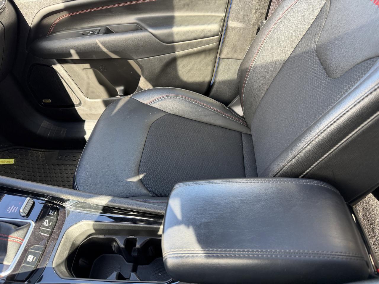 2024 Jeep Compass Trailhawk 4x4 | 2L Turbo | NAV | Leather | Heated Seats | Remote Start | Power Liftgate Redwater AB