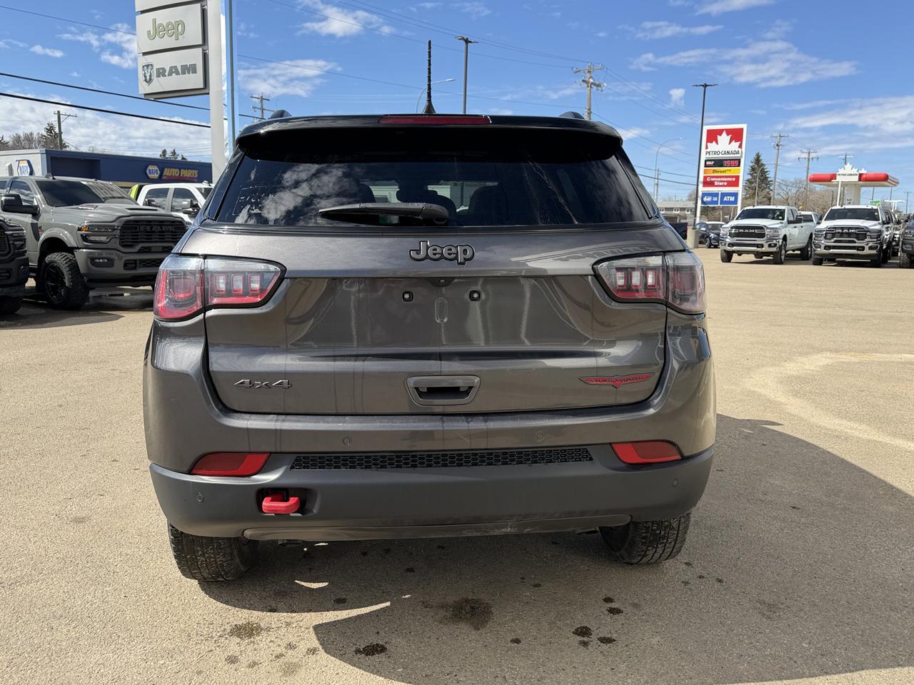 2024 Jeep Compass Trailhawk 4x4 | 2L Turbo | Sun Sound NAV Package | Pano Sunroof | Alpine Audio | Heated Leather Redwater AB