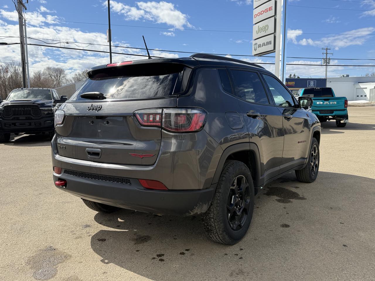 2024 Jeep Compass Trailhawk 4x4 | 2L Turbo | Sun Sound NAV Package | Pano Sunroof | Alpine Audio | Heated Leather Redwater AB
