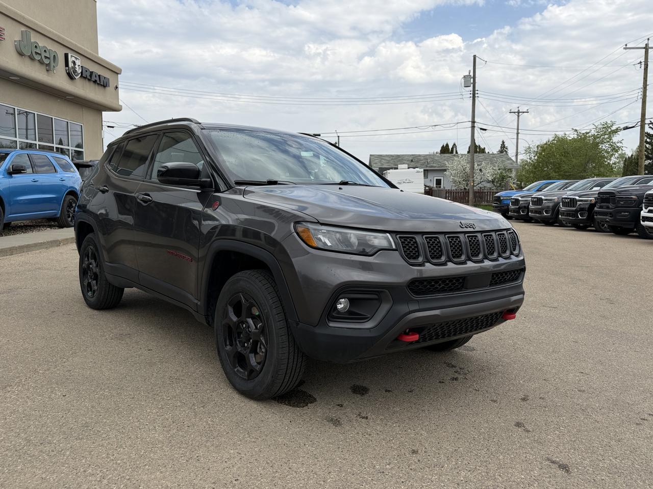 2024 Jeep Compass Trailhawk 4x4 | 2L Turbo | Sun Sound NAV Package | Pano Sunroof | Alpine Audio | Heated Leather Redwater AB