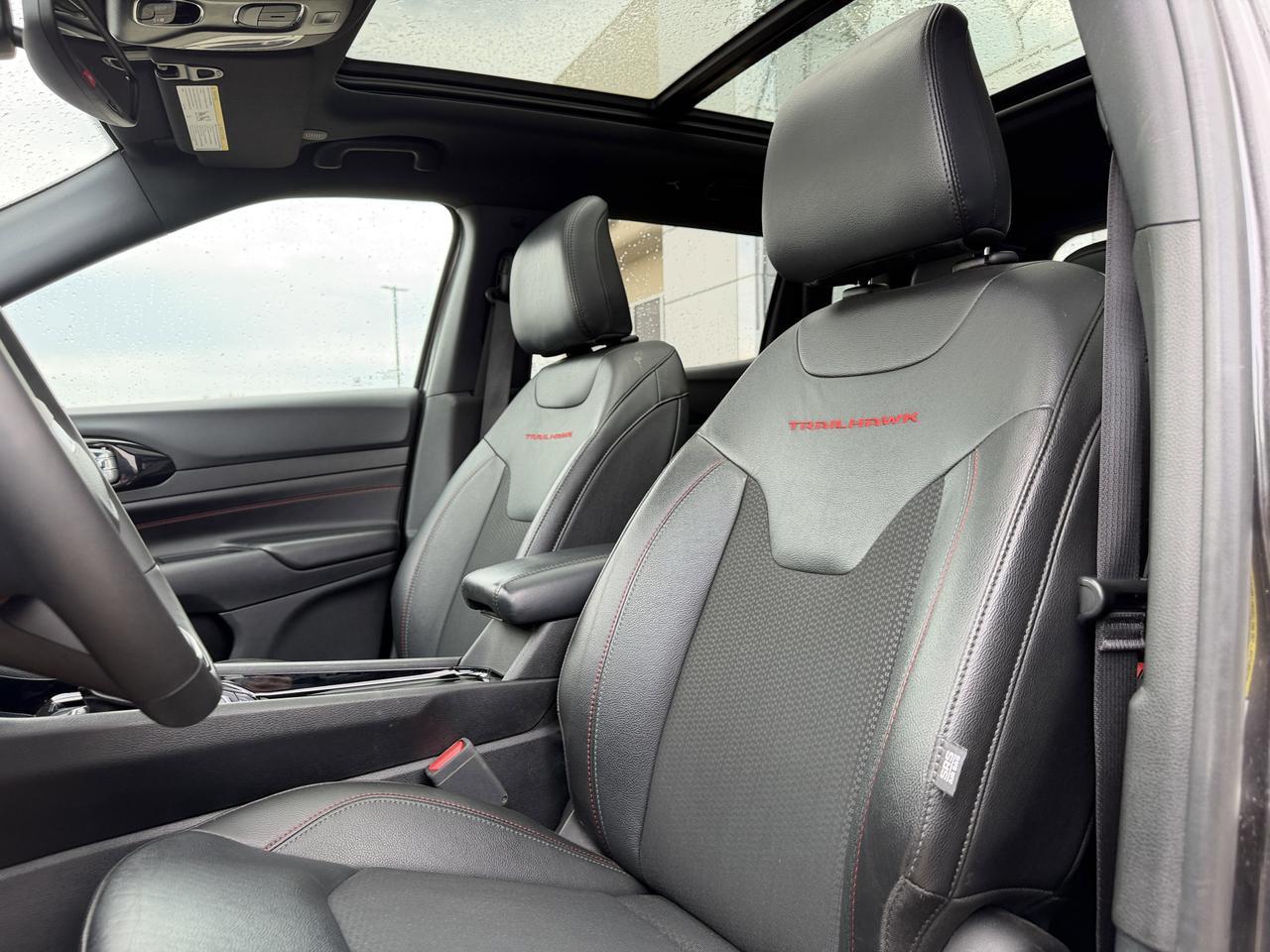 2024 Jeep Compass Trailhawk 4x4 | 2L Turbo | Sun Sound NAV Package | Pano Sunroof | Alpine Audio | Heated Leather Redwater AB