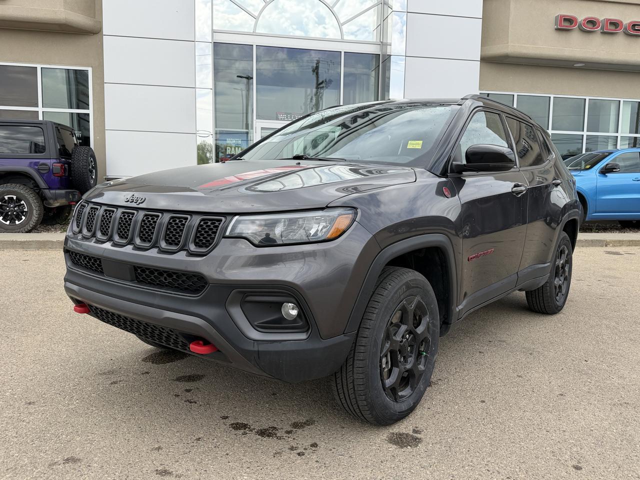 2024 Jeep Compass Trailhawk 4x4 | 2L Turbo | Sun Sound NAV Package | Pano Sunroof | Alpine Audio | Heated Leather Redwater AB
