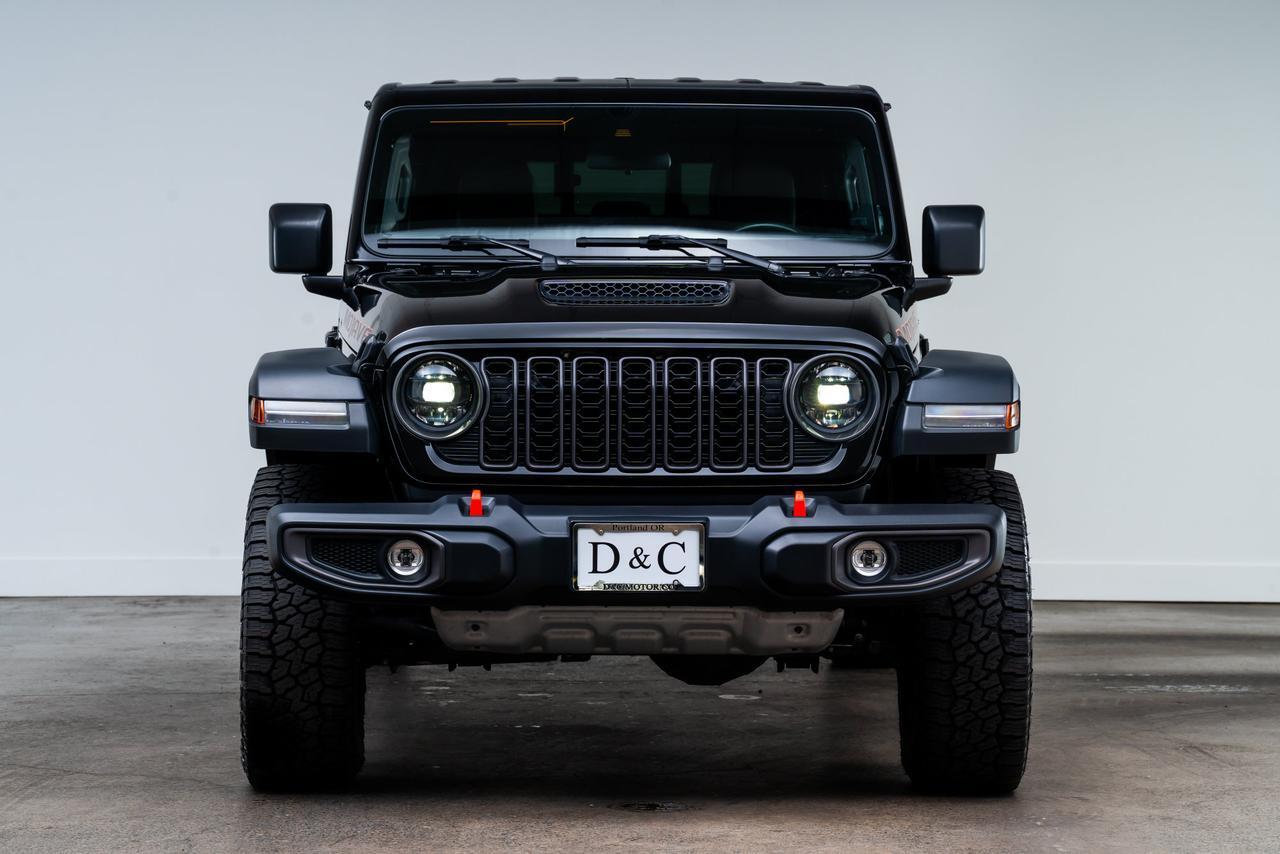 2024 Jeep Gladiator Mojave 24D Mojave Package / Convenience Group Portland OR