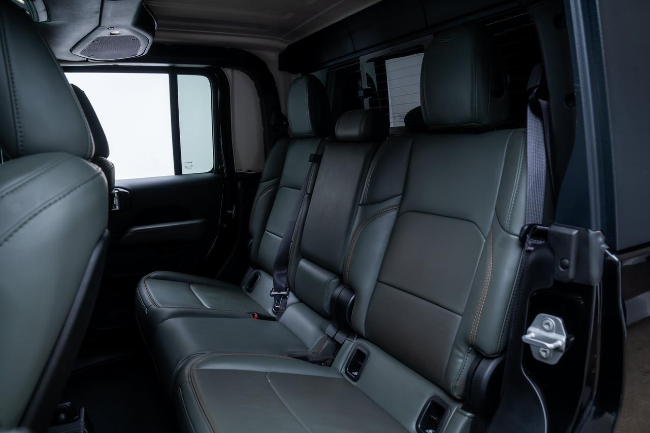 2024 Jeep Gladiator Mojave 24D Mojave Package / Convenience Group Portland OR