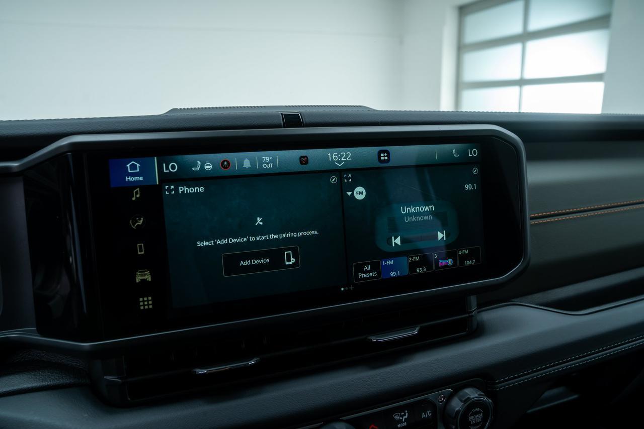 2024 Jeep Gladiator Mojave 24D Mojave Package / Convenience Group Portland OR