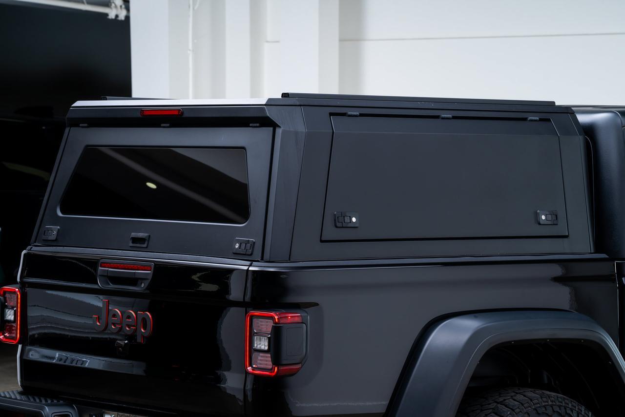 2024 Jeep Gladiator Mojave 24D Mojave Package / Convenience Group Portland OR
