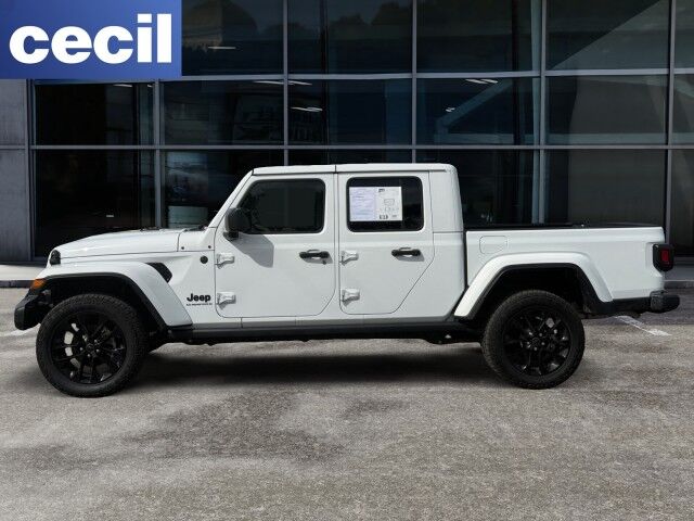 2024 Jeep Gladiator Nighthawk