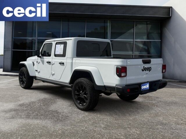 2024 Jeep Gladiator Nighthawk