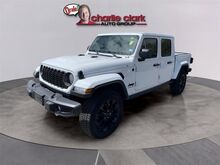 2024_Jeep_Gladiator_Nighthawk_ El Paso TX