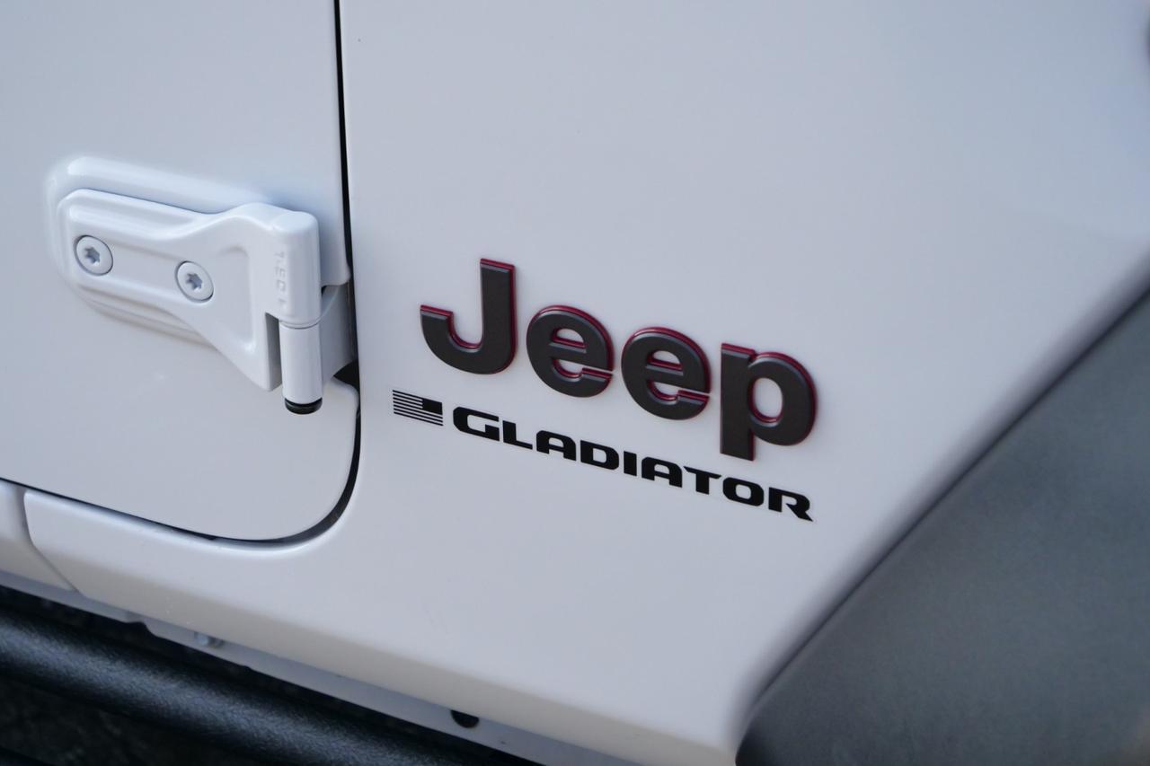 2024 Jeep Gladiator Rubicon 4X4 / Technology Group / Steel Bumpers! Lincolnton NC