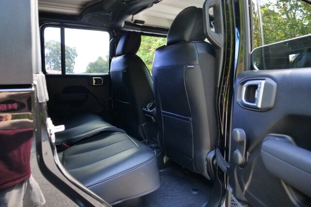 2024 Jeep Gladiator Sport 4X4 / Wheels & Tires Upgrade / Leather Seating! High Point NC