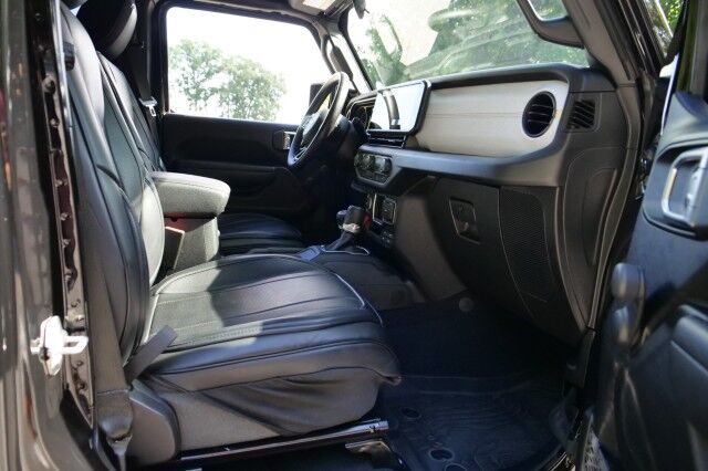 2024 Jeep Gladiator Sport 4X4 / Wheels & Tires Upgrade / Leather Seating! High Point NC