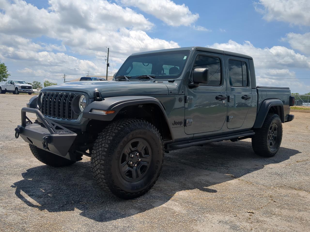 2024 Jeep Gladiator Sport Appleton WI