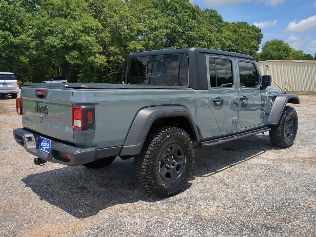 2024 Jeep Gladiator Sport Appleton WI