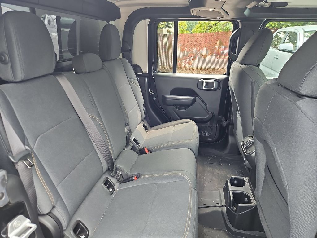 2024 Jeep Gladiator Sport Gresham OR