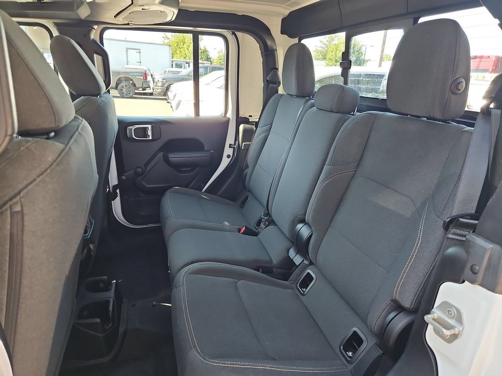 2024 Jeep Gladiator Sport Gresham OR