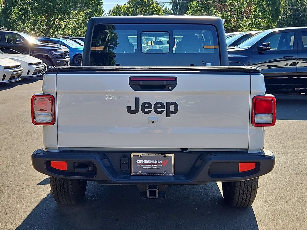 2024 Jeep Gladiator Sport Gresham OR
