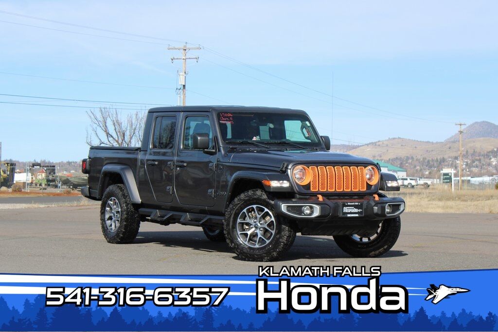 2024 Jeep Gladiator Sport