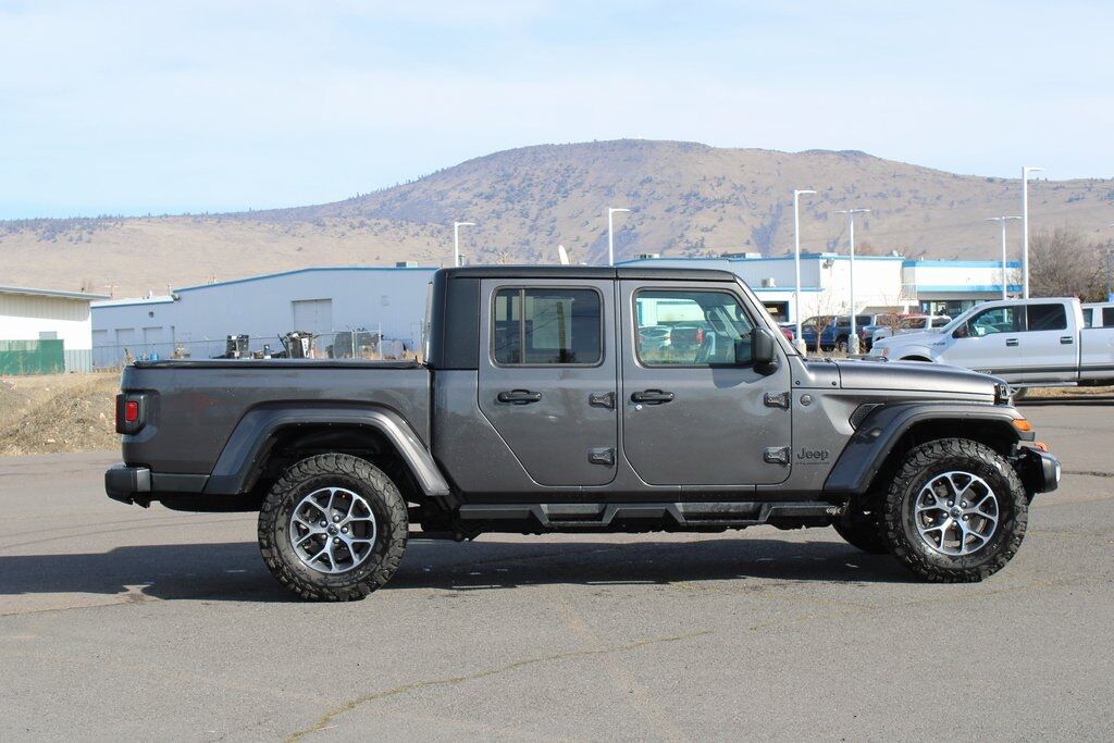 2024 Jeep Gladiator Sport Klamath Falls OR