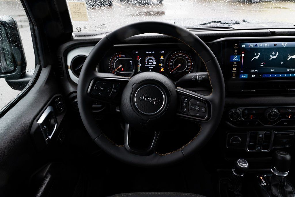 2024 Jeep Gladiator Sport Milwaukie OR