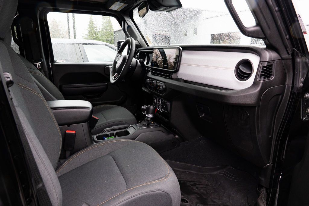 2024 Jeep Gladiator Sport Milwaukie OR