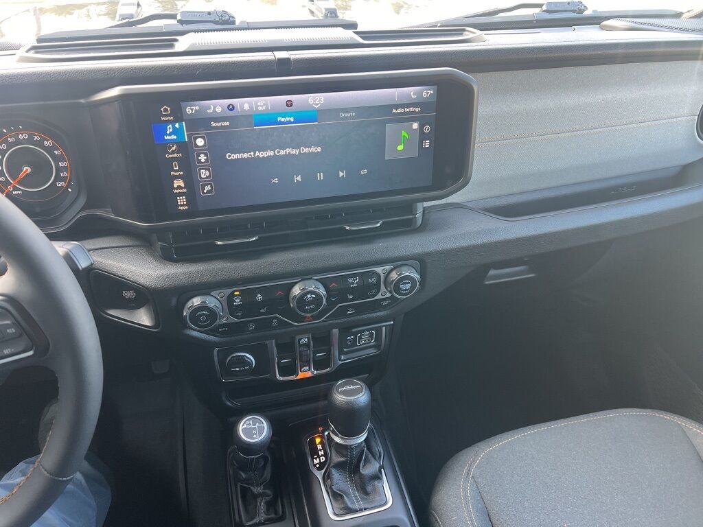 2024 Jeep Gladiator Sport Milwaukie OR