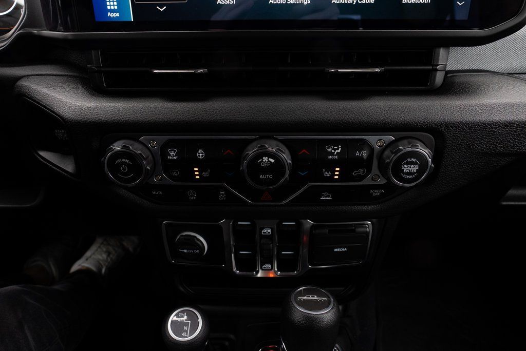 2024 Jeep Gladiator Sport Milwaukie OR