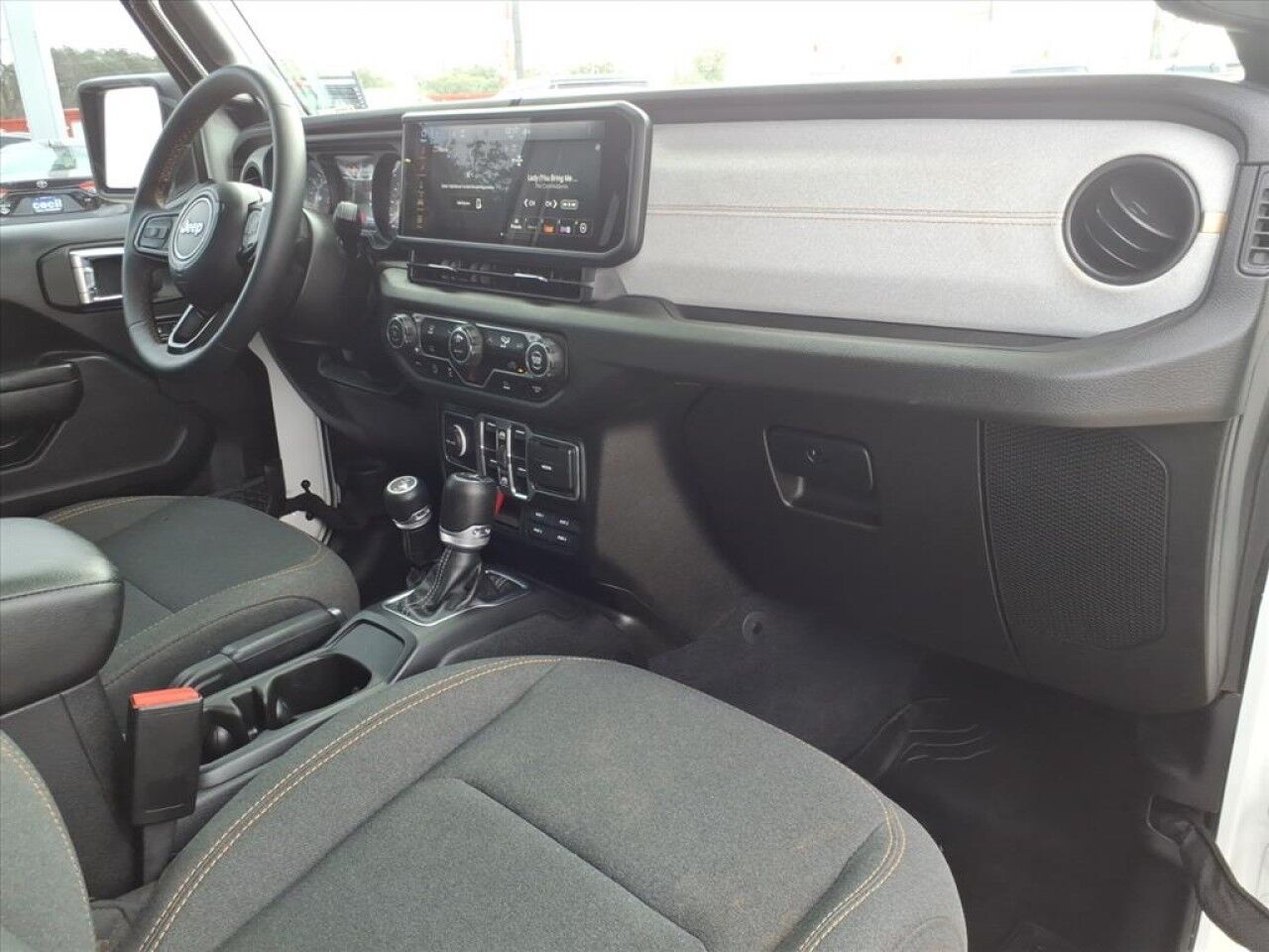 2024 Jeep Gladiator Sport S Uvalde TX