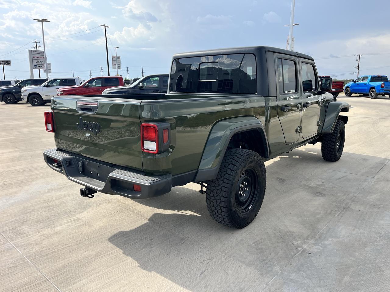 2024 Jeep Gladiator Sport S Castroville TX