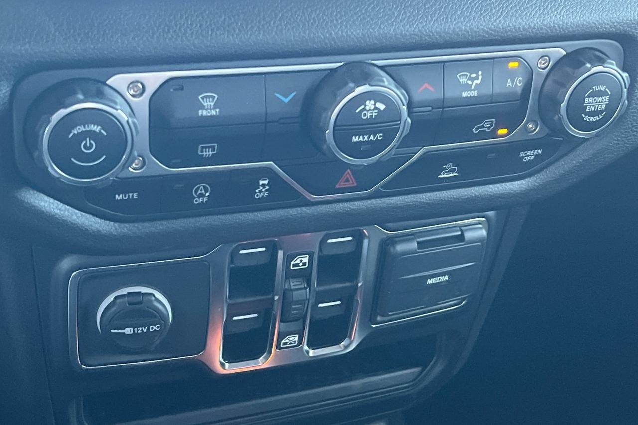 2024 Jeep Gladiator Sport Ontario OR