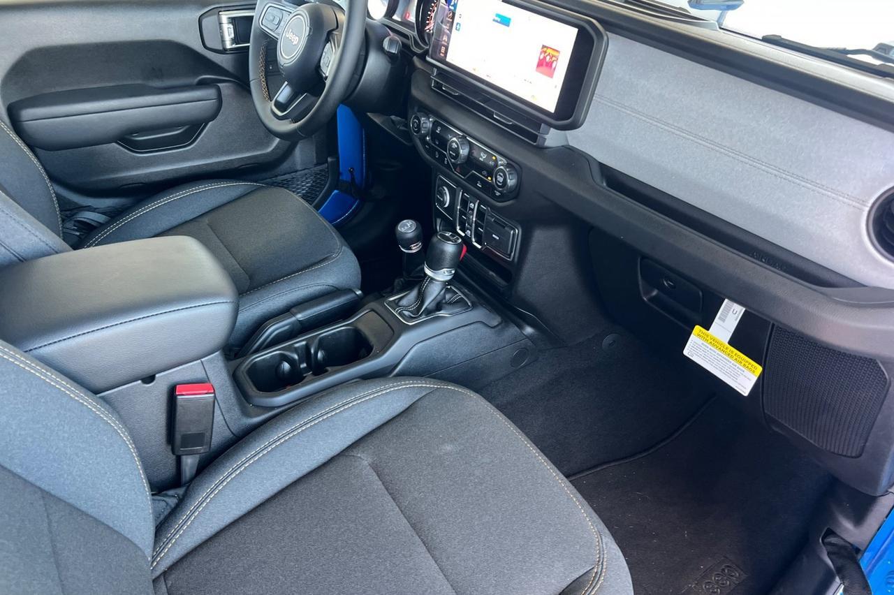 2024 Jeep Gladiator Sport Ontario OR