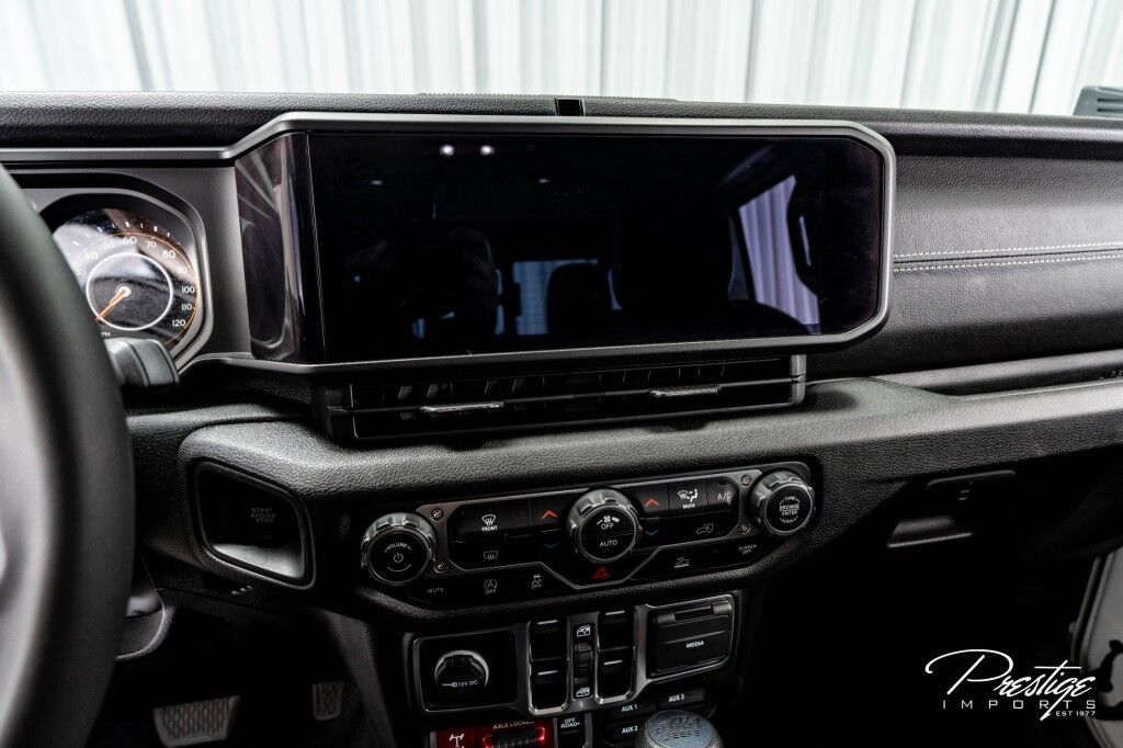 2024 Jeep Gladiator Willys North Miami Beach FL