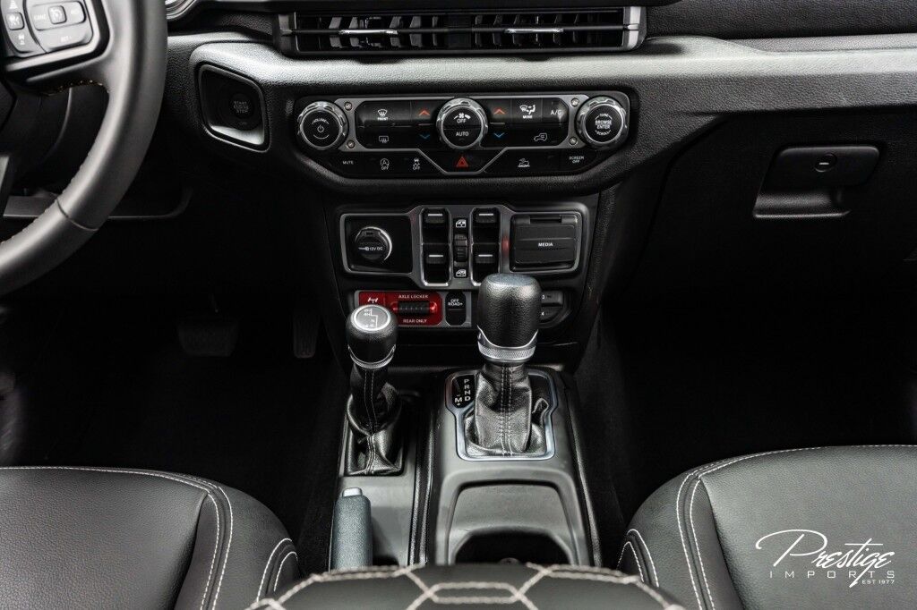 2024 Jeep Gladiator Willys North Miami Beach FL