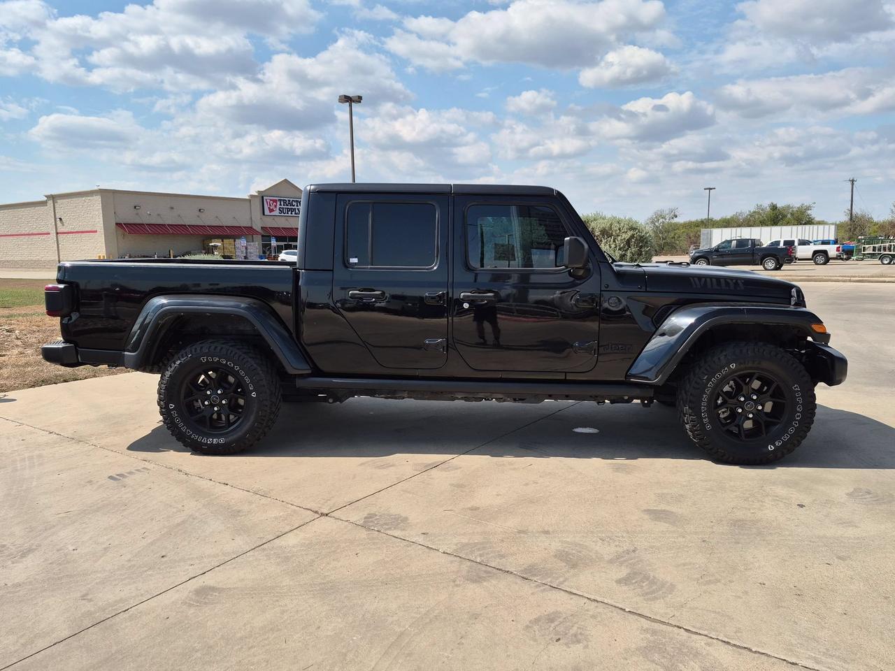 2024 Jeep Gladiator Willys