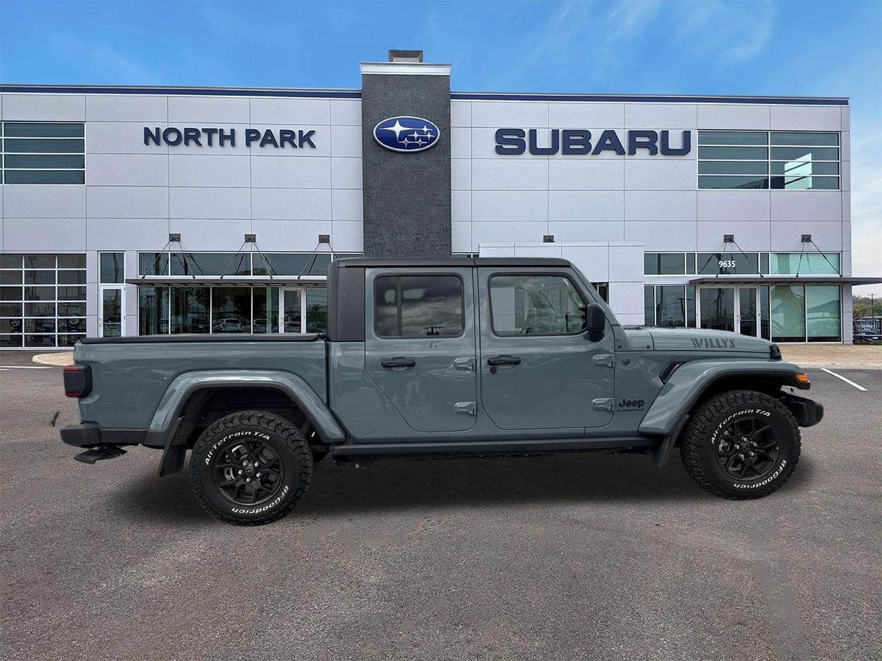 2024 Jeep Gladiator Willys