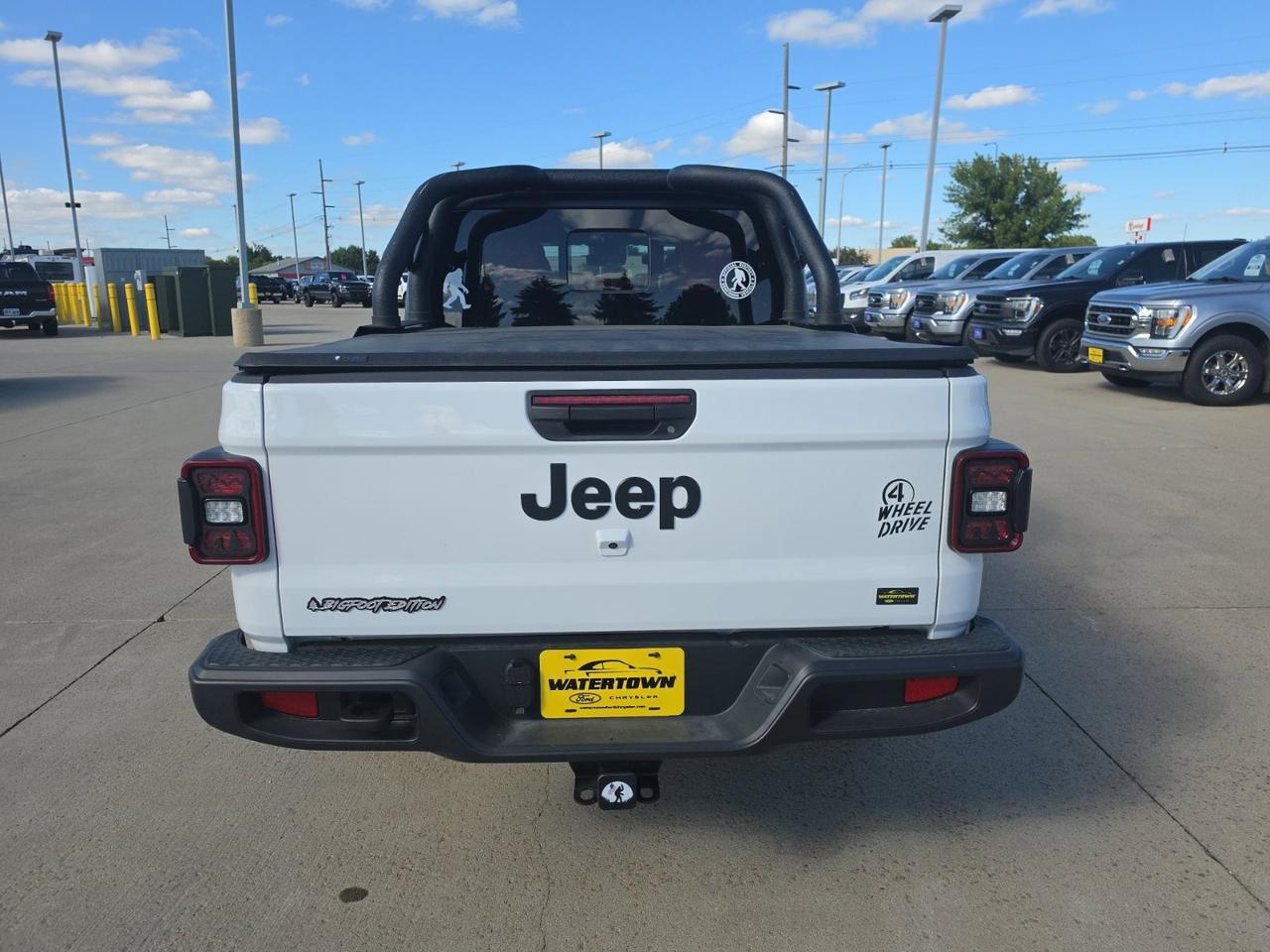 2024 Jeep Gladiator Willys Watertown SD