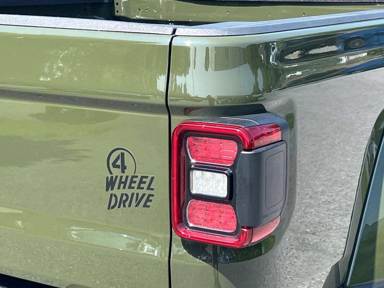 2024 Jeep Gladiator Willys Hagerstown MD