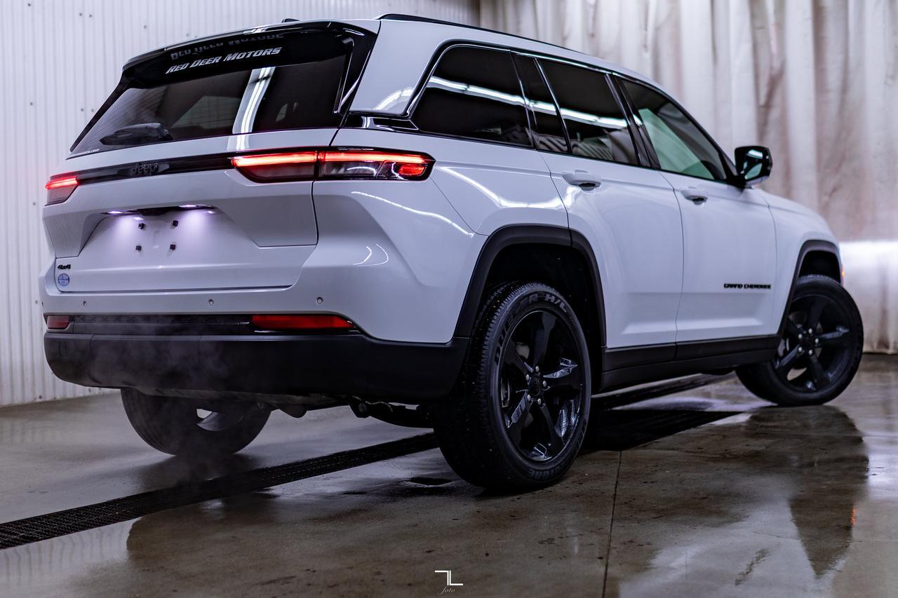 2024 Jeep Grand Cherokee 4x4 Altitude Leather Roof BCam Red Deer AB