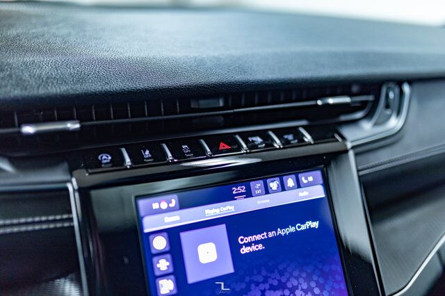 2024 Jeep Grand Cherokee 4x4 Altitude Leather Roof BCam Red Deer AB 2024 Jeep Grand Cherokee 4x4 Altitude Leather Roof BCam Red Deer AB