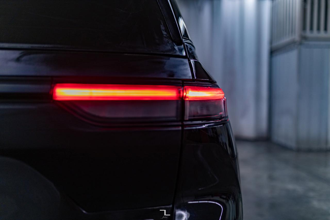 2024 Jeep Grand Cherokee 4x4 Laredo PSeat BCam Red Deer AB