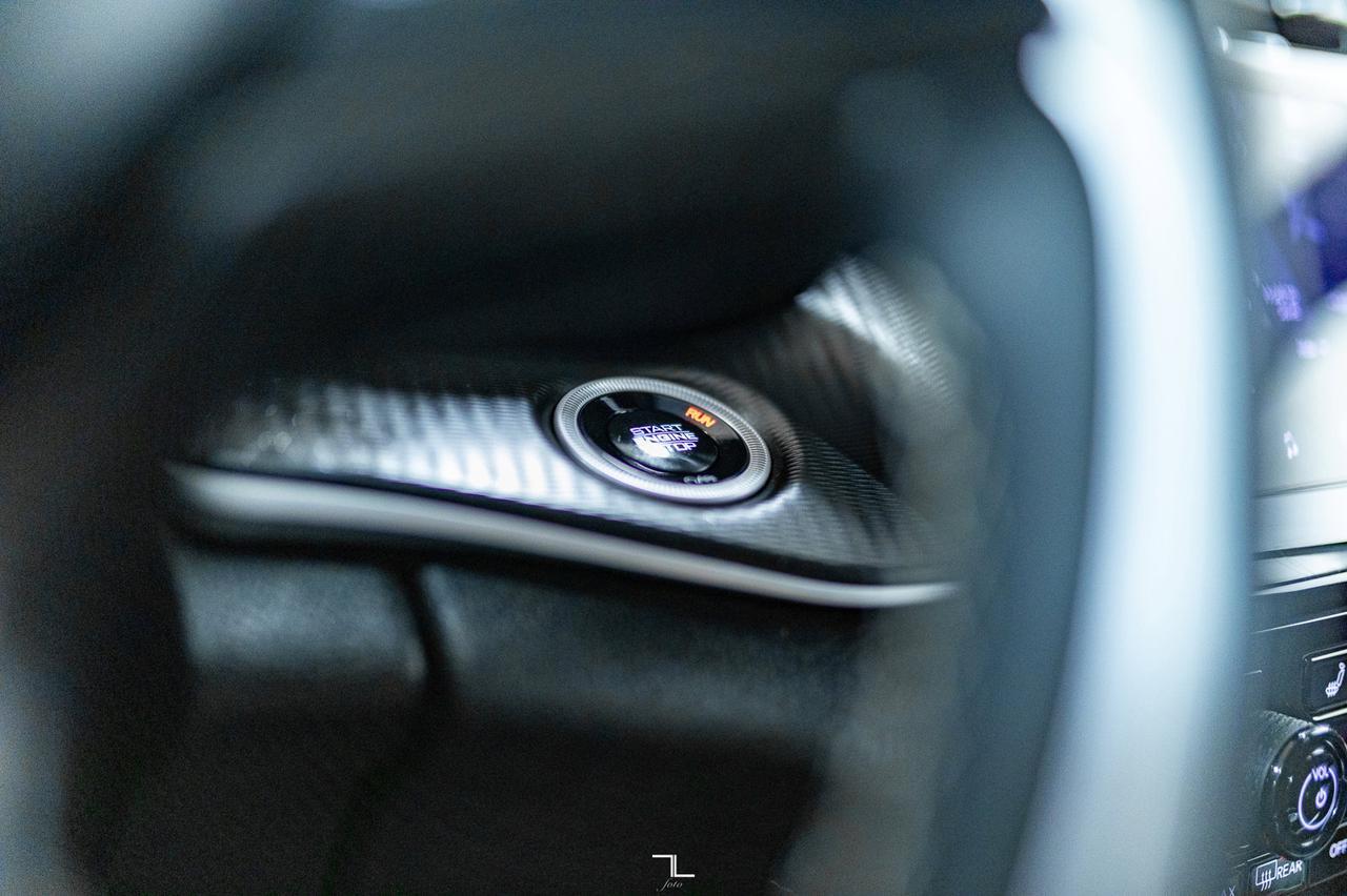 2024 Jeep Grand Cherokee 4x4 Laredo PSeat BCam Red Deer AB