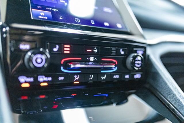 2024 Jeep Grand Cherokee 4x4 Laredo PSeat BCam Red Deer AB