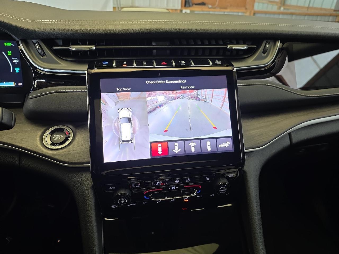 2024 Jeep Grand Cherokee 4xe Sand Lake NY