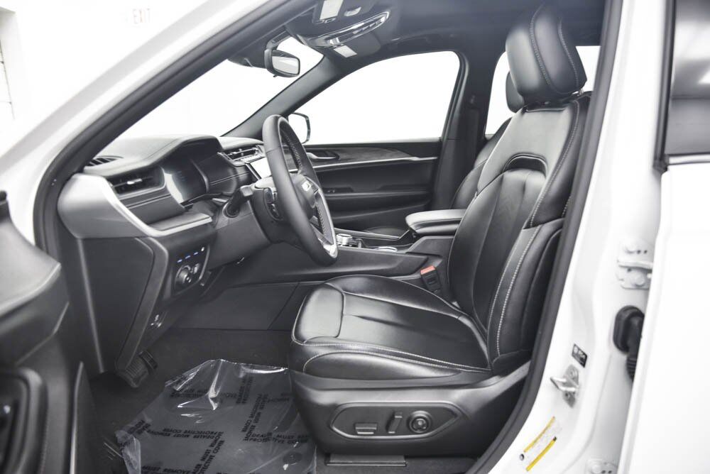 2024 Jeep Grand Cherokee 4xe Akron OH