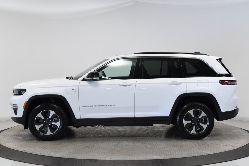 2024 Jeep Grand Cherokee 4xe Akron OH