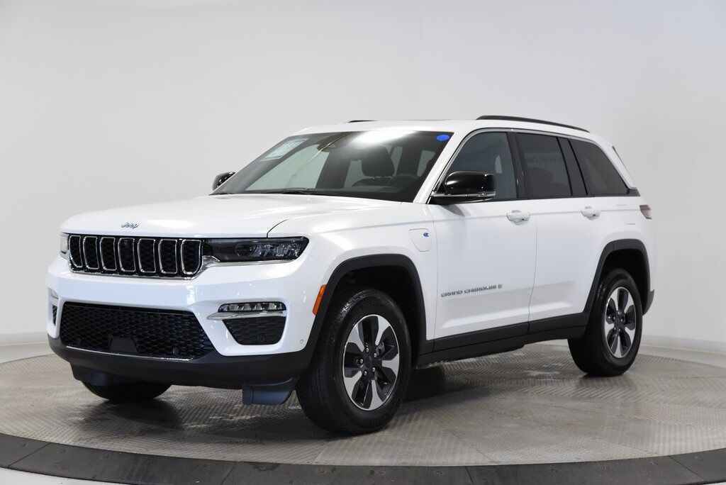 2024 Jeep Grand Cherokee 4xe Akron OH